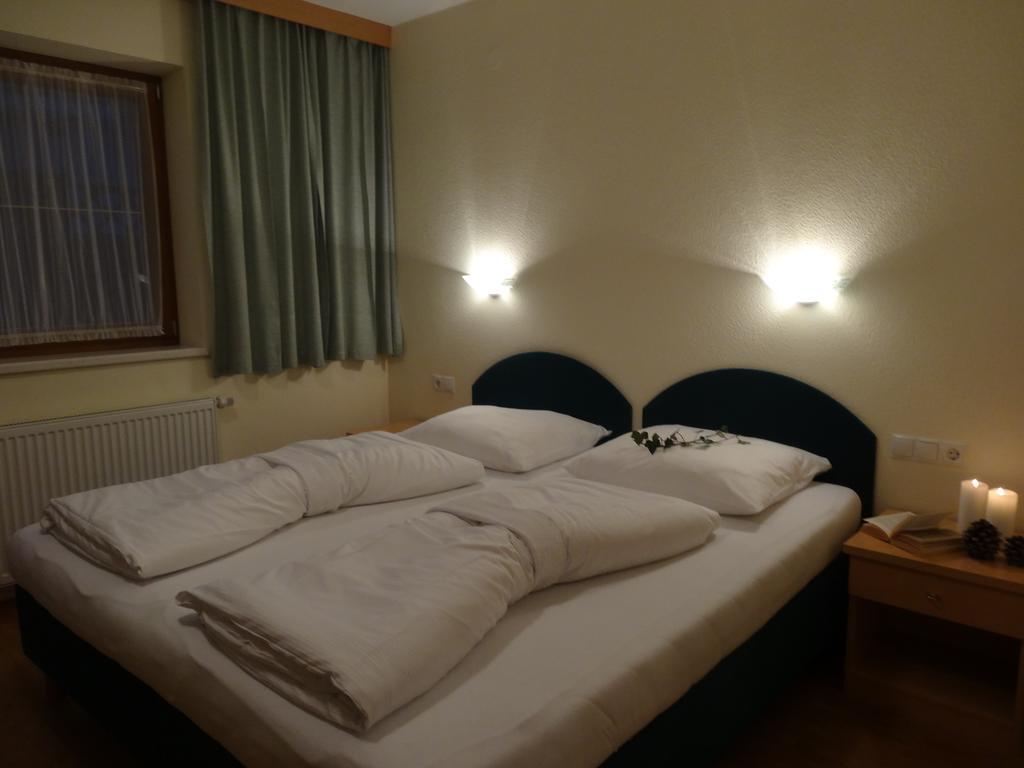 Walchenhof Hotel Mayrhofen Værelse billede