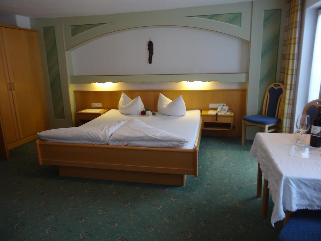 Walchenhof Hotel Mayrhofen Værelse billede